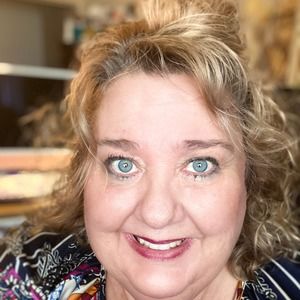 Meet your Posher, Beverly